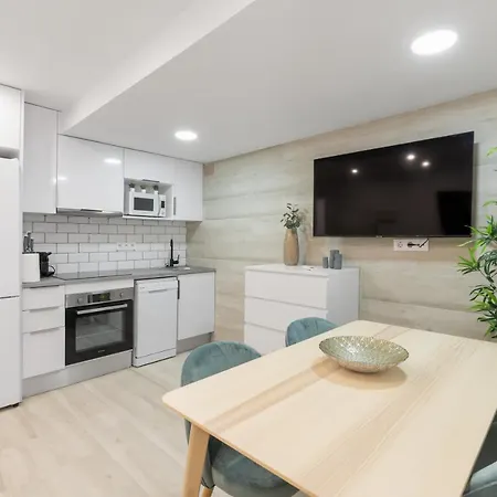 Apartamento En Playa Con Piscina Con Aacc