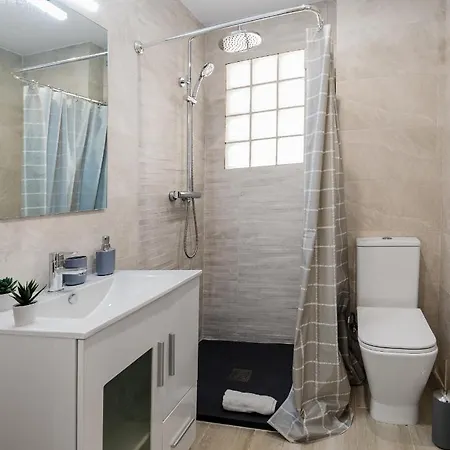 Apartamento En Playa Con Piscina Con Aacc
