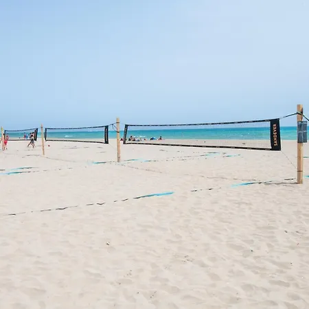 Apartamento En Playa Con Piscina Con Aacc Apartamento *