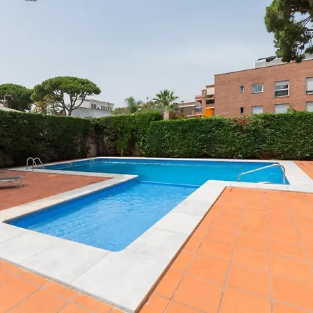 Apartamento En Playa Con Piscina Con Aacc